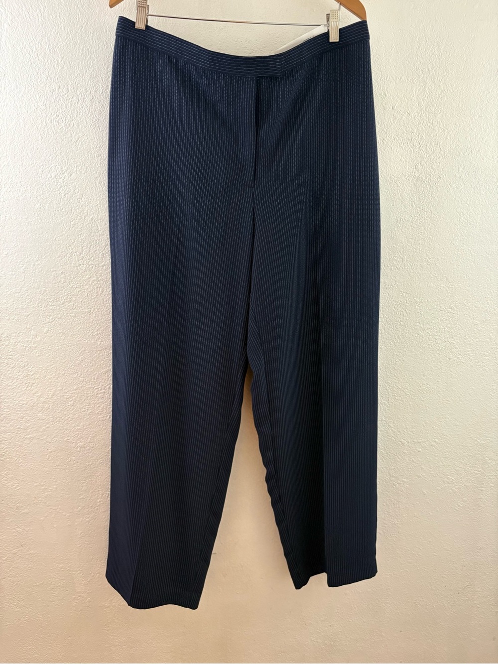 Karen Scott dark navy blue pinstripe trousers straight-leg silhouette size 16W